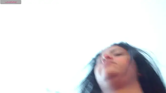 Camila Torresss online show from December 2, 7:20 pm