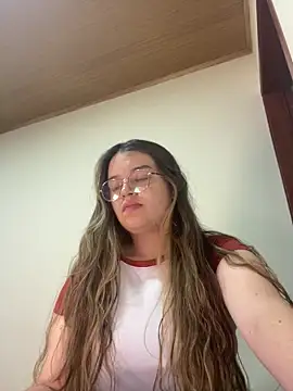 Snapshot of Aphrill chatting on September 26, 10:47 pm Aphrill online show from September 26, 10:47 pm