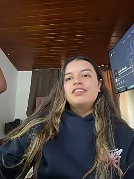 Aphrill online show from April 9, 8:14 pm