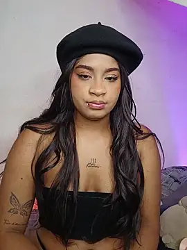 Snapshot of camilafoox7 chatting on October 7, 1:08 pm camilafoox7 online show from October 7, 1:08 pm