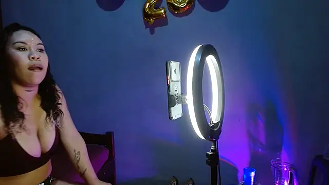 MelissaTommy online show from October 13, 7:03 pm
