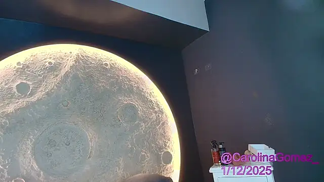 CarolinaGomez  online show from December 3, 7:34 pm