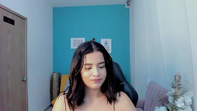 Snapshot of Victoria_Jonnesss chatting on November 7, 12:16 pm Victoria Jonnesss online show from November 7, 12:16 pm