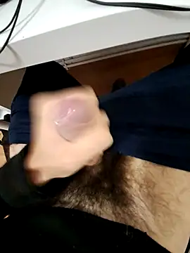 Snapshot of mecumming2 chatting on October 2, 10:00 am mecumming2 online show from October 2, 10:00 am