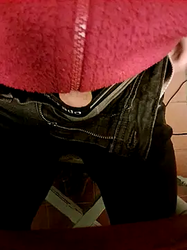 Snapshot of mecumming2 chatting on November 2, 9:28 pm mecumming2 online show from November 2, 9:28 pm