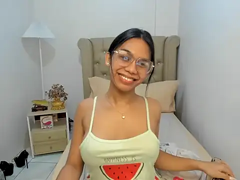 athinawilliams online show from November 28, 2:03 am