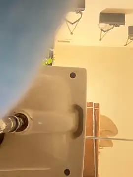 loverofbigitems2 online show from February 13, 5:09 pm