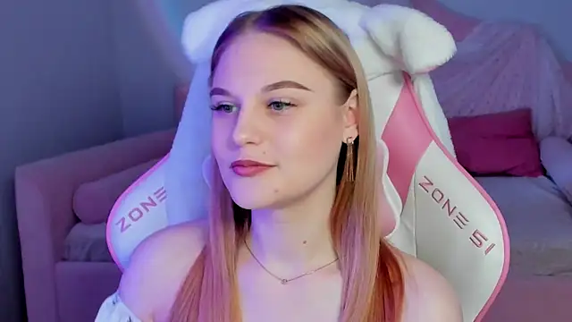 AriaWell online show from November 25, 5:46 pm