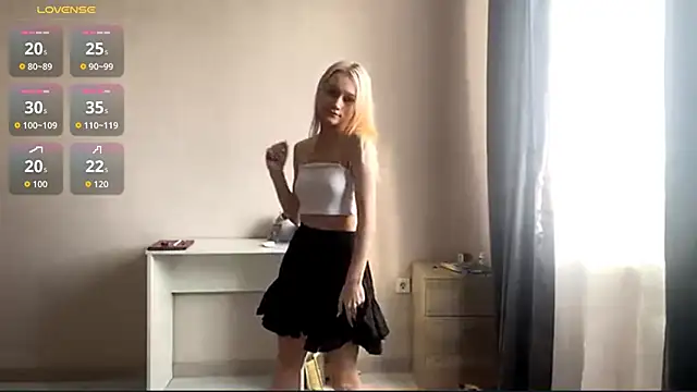 TwinedPeril online show from November 17, 7:14 am