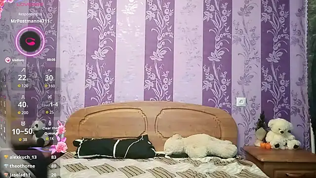 Snapshot of Lutangogansit chatting on January 9, 8:06 am Lutangogansit online show from January 9, 8:06 am