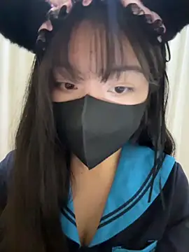 AZ37866 online show from March 31, 3:45 pm