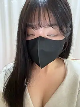 AZ37866 online show from April 8, 3:56 pm