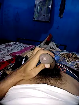 Snapshot of vaasuboy chatting on October 11, 8:46 am vaasuboy online show from October 11, 8:46 am