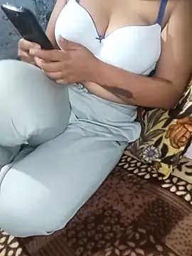 Snapshot of Adadhana_Cam chatting on December 16, 11:59 am Adadhana Cam online show from December 16, 11:59 am