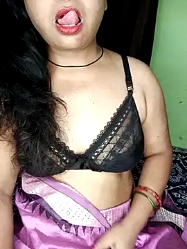 Snapshot of Mona_darling21 chatting on October 1, 5:13 am Mona darling21 online show from October 1, 5:13 am