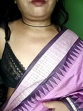 Snapshot of Mona_darling21 chatting on October 6, 6:38 pm Mona darling21 online show from October 6, 6:38 pm