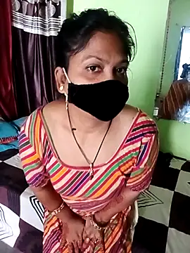 Snapshot of Mona_darling21 chatting on October 22, 8:14 am Mona darling21 online show from October 22, 8:14 am