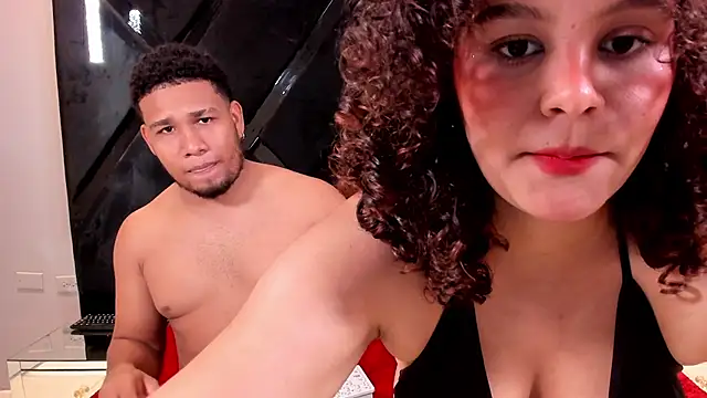 LucasandSasha online show from December 18, 7:42 pm