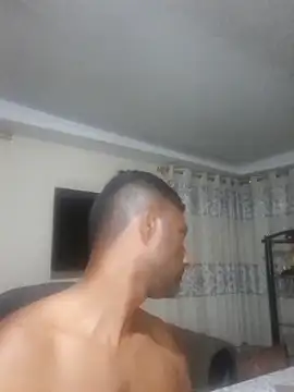 Snapshot of kingVibeX chatting on November 26, 10:22 pm kingVibeX online show from November 26, 10:22 pm