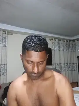 Snapshot of kingVibeX chatting on November 28, 8:00 pm kingVibeX online show from November 28, 8:00 pm