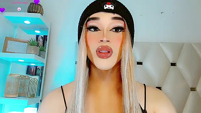  IsabellaRousse online show from February 6, 8:23 pm