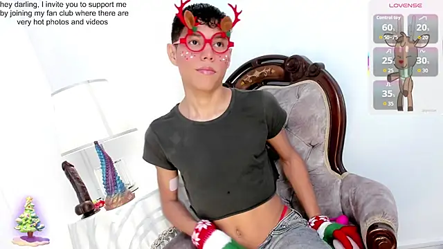 Little liam online show from December 19, 11:34 pm