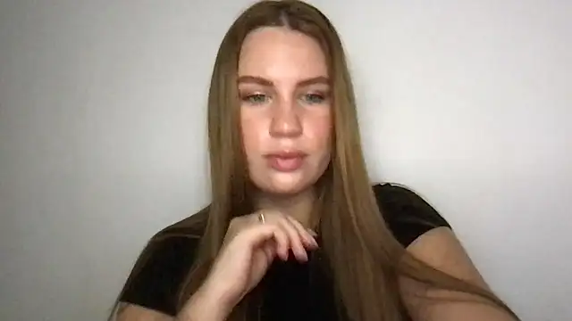 goodgirl2332 online show from October 2, 12:34 pm