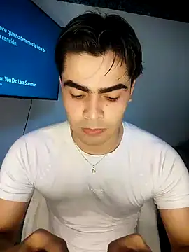 Snapshot of Mason_grey chatting on September 29, 4:56 pm Mason grey online show from September 29, 4:56 pm