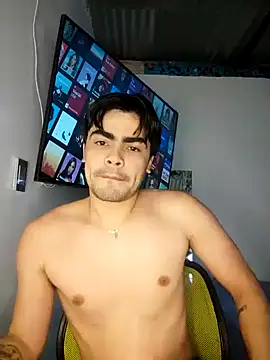 Snapshot of Mason_grey chatting on October 22, 10:59 am Mason grey online show from October 22, 10:59 am