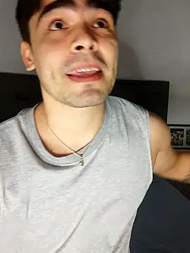 Snapshot of Mason_grey chatting on November 17, 11:10 pm Mason grey online show from November 17, 11:10 pm