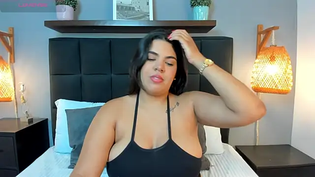 Snapshot of daniela_crozee_ chatting on October 4, 2:20 am daniela crozee online show from October 4, 2:20 am