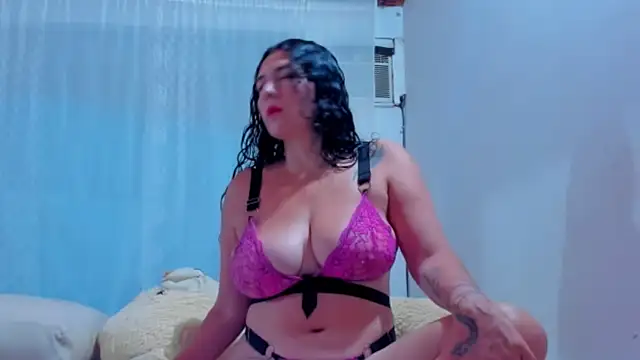 Maturealiciaray online show from October 12, 4:22 am