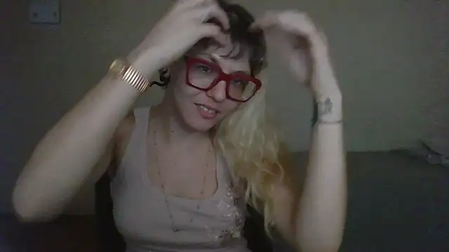 BlondieTami online show from February 20, 6:26 am