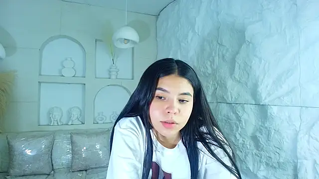 Snapshot of ambarina_r chatting on November 2, 3:09 am ambarina r online show from November 2, 3:09 am