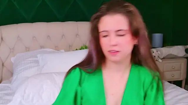 Snapshot of Akira_Halls chatting on November 20, 6:40 pm Akira Halls online show from November 20, 6:40 pm