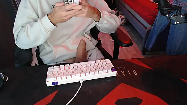 geil20CM2 online show from October 1, 10:54 am