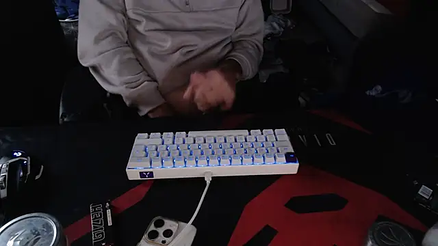 geil20CM2 online show from October 13, 4:40 pm