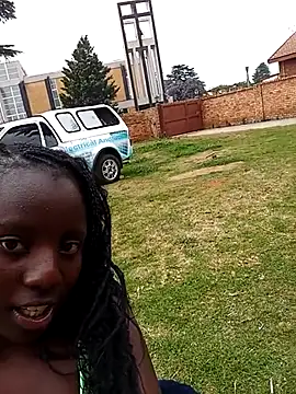 Snapshot of BlackPearl_19 chatting on October 27, 1:04 pm BlackPearl 19 online show from October 27, 1:04 pm