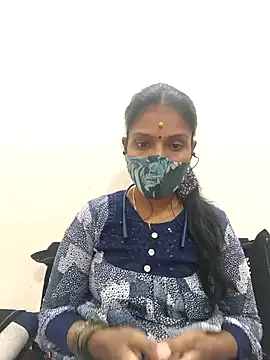 Snapshot of Tamil_Yalini12 chatting on October 26, 8:04 pm Tamil Yalini12 online show from October 26, 8:04 pm