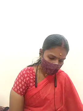 Snapshot of Tamil_Yalini12 chatting on November 3, 8:15 am Tamil Yalini12 online show from November 3, 8:15 am