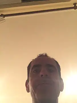 Snapshot of tiago1981pt chatting on November 5, 10:10 pm tiago1981pt online show from November 5, 10:10 pm