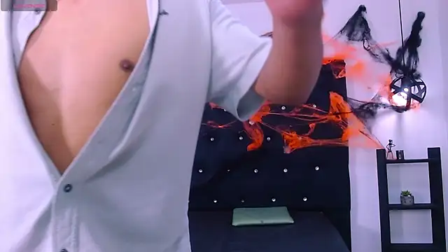 marcus hans  online show from November 1, 7:27 pm