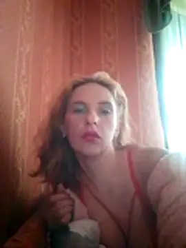 Snapshot of LaraDiva7799 chatting on October 17, 1:03 pm LaraDiva7799 online show from October 17, 1:03 pm