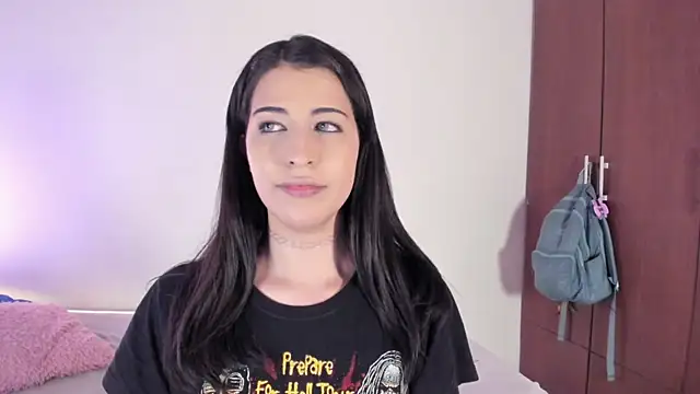 Snapshot of ScarlettRosetti chatting on October 11, 3:06 am ScarlettRosetti online show from October 11, 3:06 am