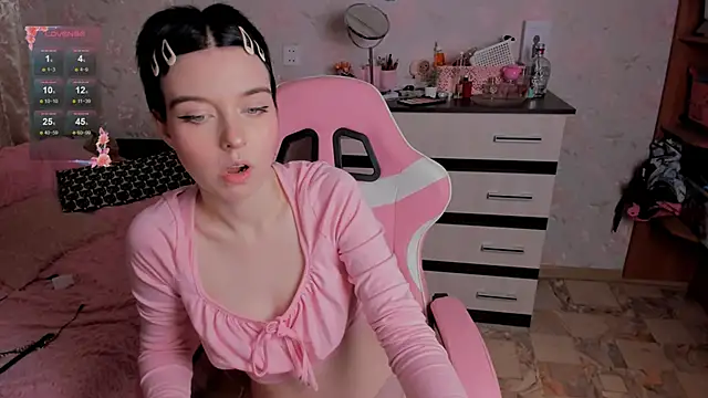 Snapshot of margopink chatting on November 30, 12:03 am margopink online show from November 30, 12:03 am