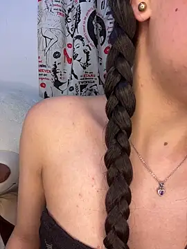 Snapshot of Linda_rouse chatting on October 24, 4:31 am Linda rouse online show from October 24, 4:31 am