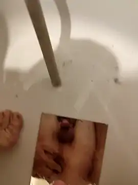 Snapshot of Kityyyyyyyyy chatting on November 16, 6:57 pm Kityyyyyyyyy online show from November 16, 6:57 pm