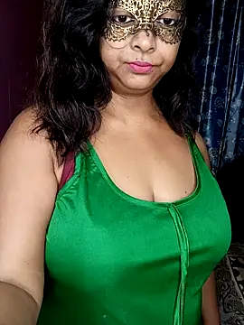 Snapshot of Big_Ass_Nikita chatting on October 28, 10:08 am Big Ass Nikita online show from October 28, 10:08 am