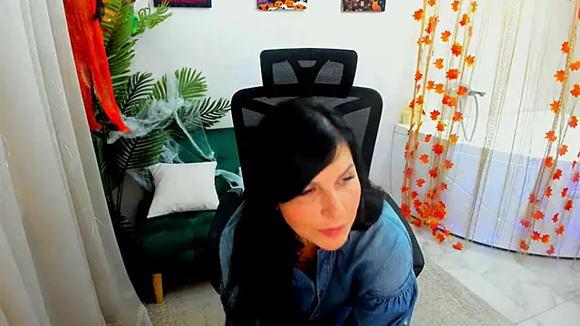 Moon Veloure1 online show from October 20, 4:46 am