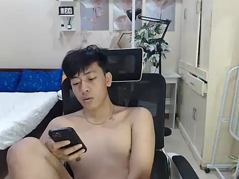 Snapshot of niel_cumshow chatting on December 1, 2:27 am niel cumshow online show from December 1, 2:27 am